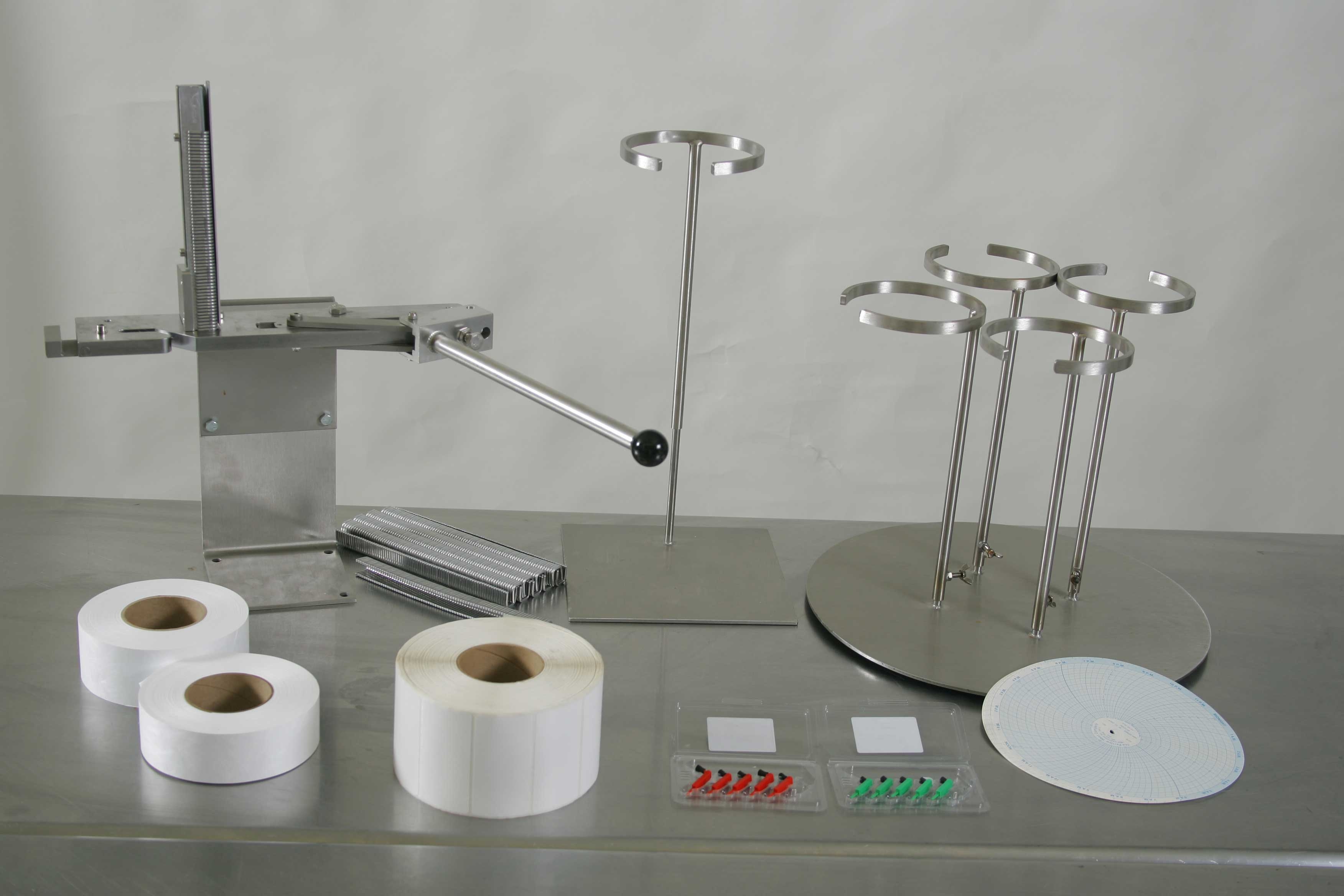 M and Q Packaging Corp PanSaver Clips for Manual Clipper -- 6250 per case.