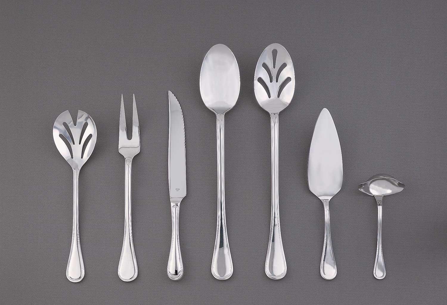 World Tableware Louvre Stainless Steel Pastry Server, 9 1/2 inch.