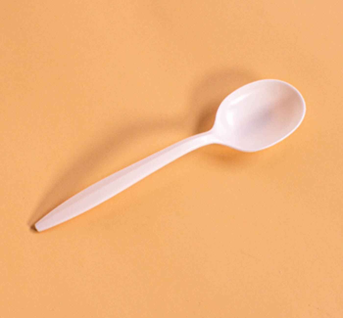 Verde Pack Weight Polypropylene White Soup Spoon -- 1000 per case
