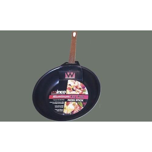 Winco Gladiator 3003 Aluminum Natural Finish Fry Pan with Silicone Sleeve, 10 inch.